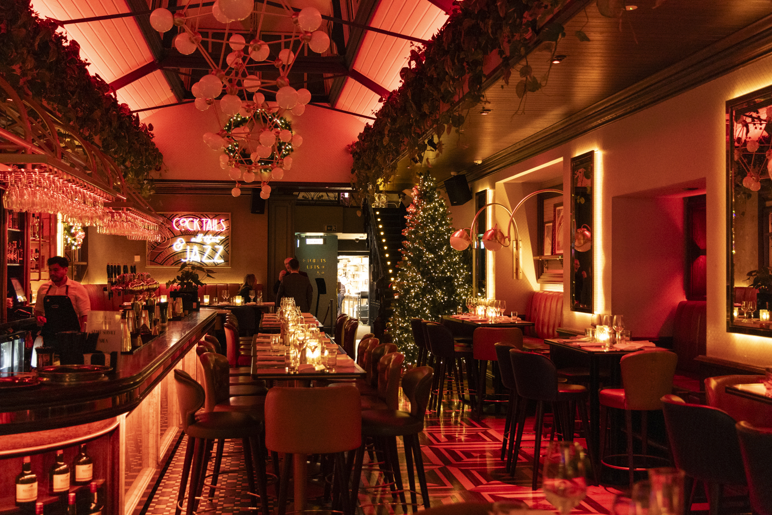 Winter lights in Café en Seine
